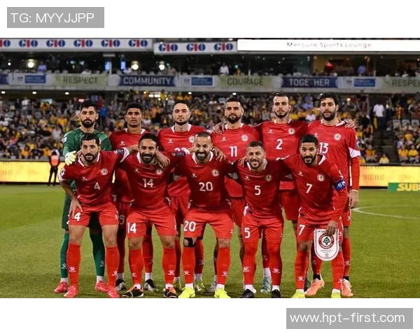 也门足球队奋勇拼搏展现团结精神力争在国际赛场上崭露头角 也门足球队奋勇拼搏展现团结精神力争在国际赛场上崭露头角