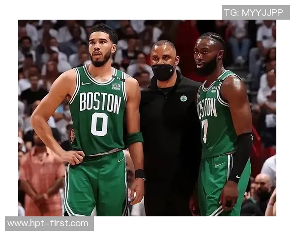 太阳队正式任命奥特为新任主教练与球队老板同为校友关系